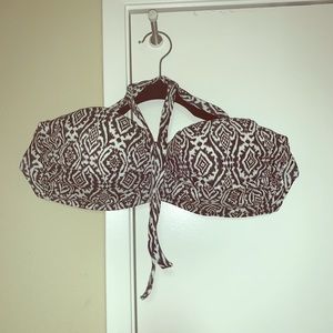 Women’s black and white halter tie bikini top